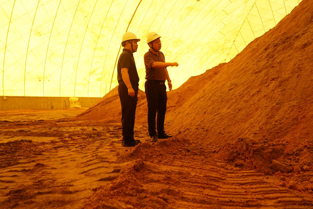 李艾东一行调研湖南发展机制砂和砂石集散中心项目